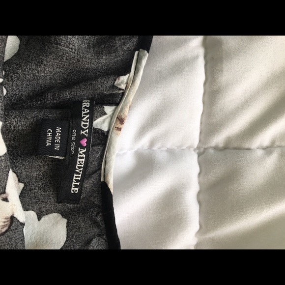 Brandy Melville jada dress - Picture 4 of 4